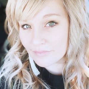 Meet your Posher, Chelsie